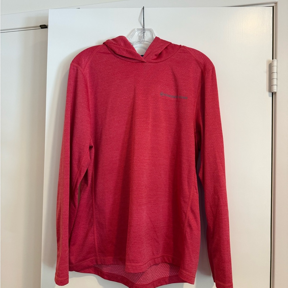 Men’s Vineyard Vines red size M performance fabric hoodie.
